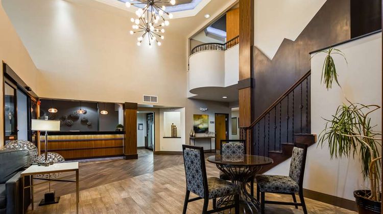 Best Western Plus Hill Country Suites Lobby