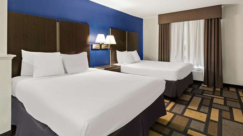 <b>Best Western Galleria Inn & Suites Suite</b>. Images powered by <a href="https://iceportal.shijigroup.com/" title="IcePortal" target="_blank">IcePortal</a>.