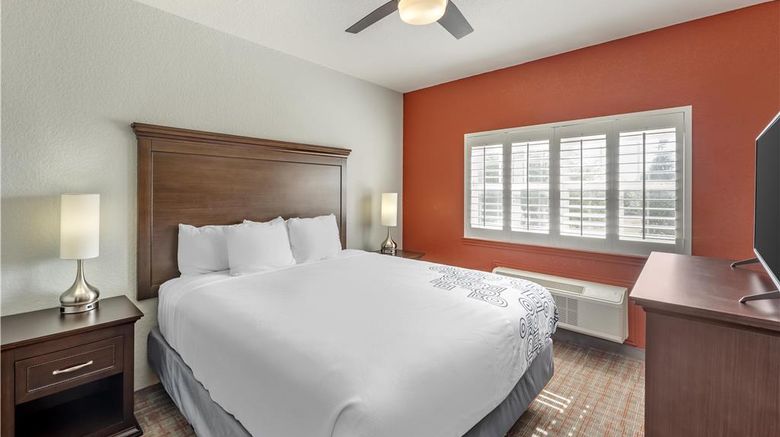 <b>Best Western Plus Fredericksburg Suite</b>. Images powered by <a href="https://iceportal.shijigroup.com/" title="IcePortal" target="_blank">IcePortal</a>.