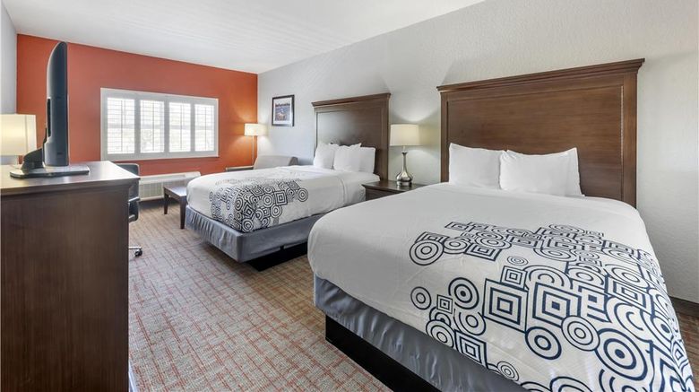 <b>Best Western Plus Fredericksburg Room</b>. Images powered by <a href="https://iceportal.shijigroup.com/" title="IcePortal" target="_blank">IcePortal</a>.