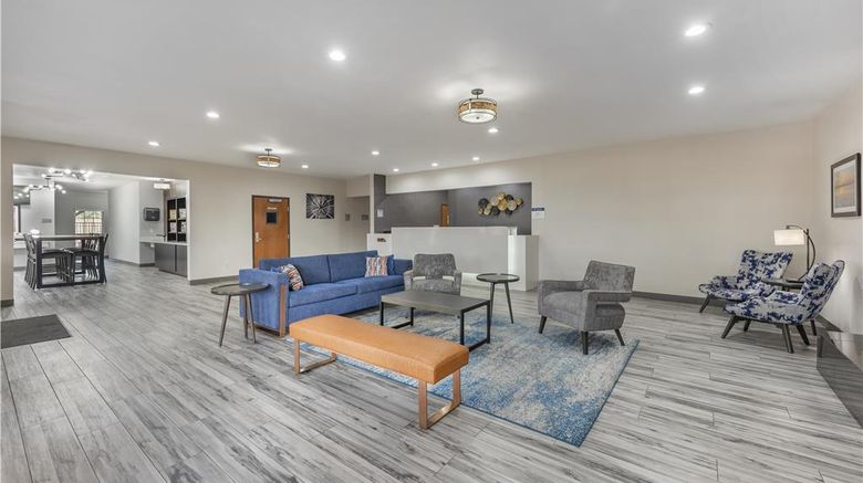 <b>Best Western Plus Fredericksburg Lobby</b>. Images powered by <a href="https://iceportal.shijigroup.com/" title="IcePortal" target="_blank">IcePortal</a>.
