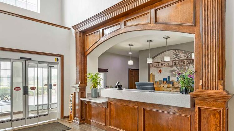 Best Western Fort Worth Inn & Suites Lobby