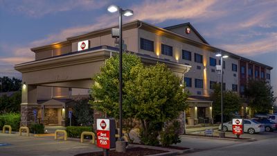 Best Western Plus Shamrock Inn & Suites