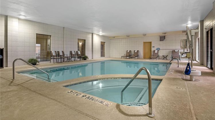 Best Western Plus Shamrock Inn & Suites Pool