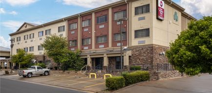 Best Western Plus Shamrock Inn & Suites Exterior