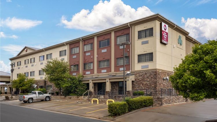 Best Western Plus Shamrock Inn & Suites Exterior