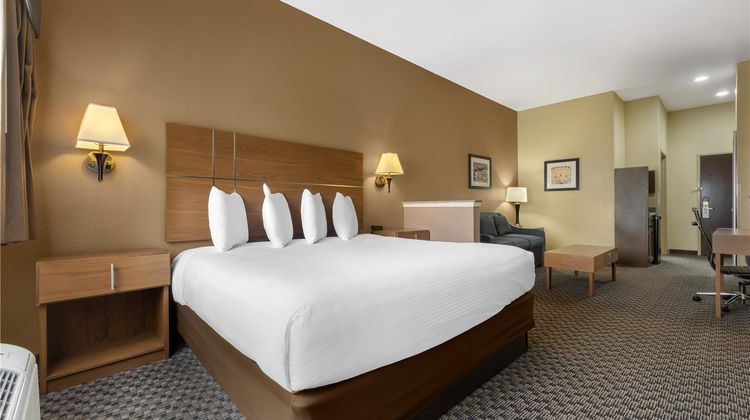 Best Western Plus Shamrock Inn & Suites Room