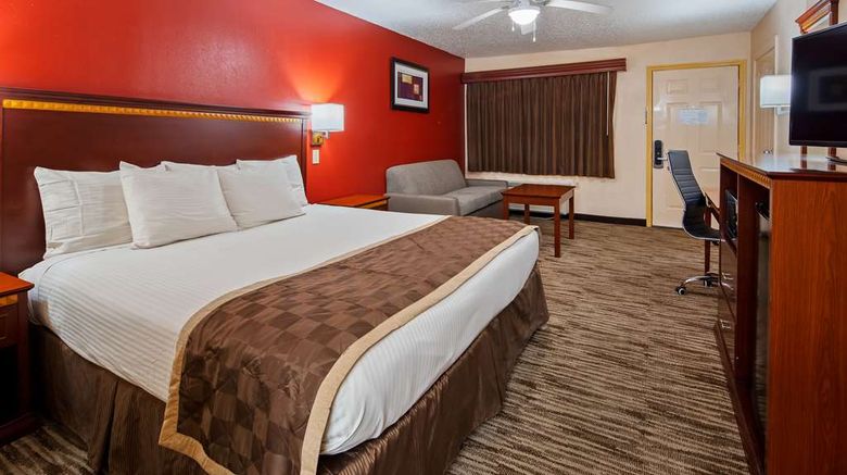 <b>Best Western Executive Inn Room</b>. Images powered by <a href="https://iceportal.shijigroup.com/" title="IcePortal" target="_blank">IcePortal</a>.