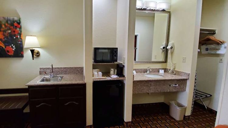 Best Western Executive Inn & Suites Suite