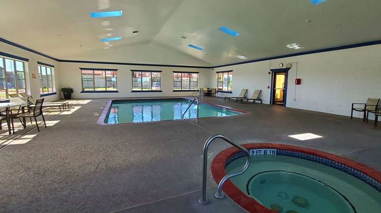 Best Western Executive Inn & Suites Pool