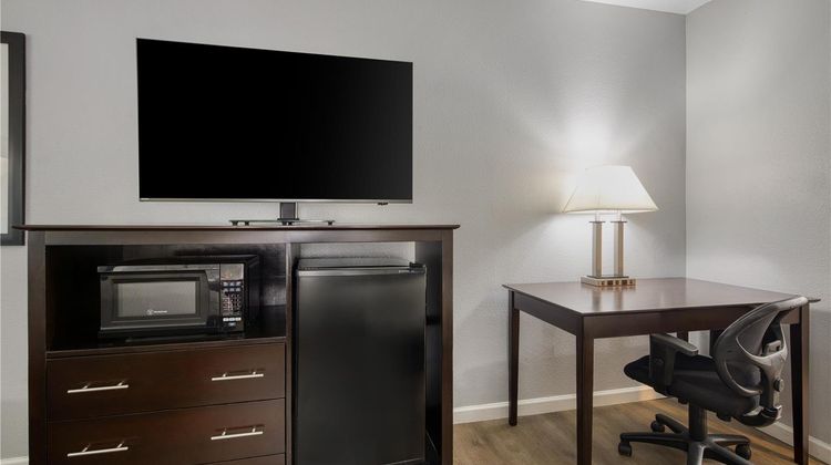 Best Western Lake Conroe Inn Room