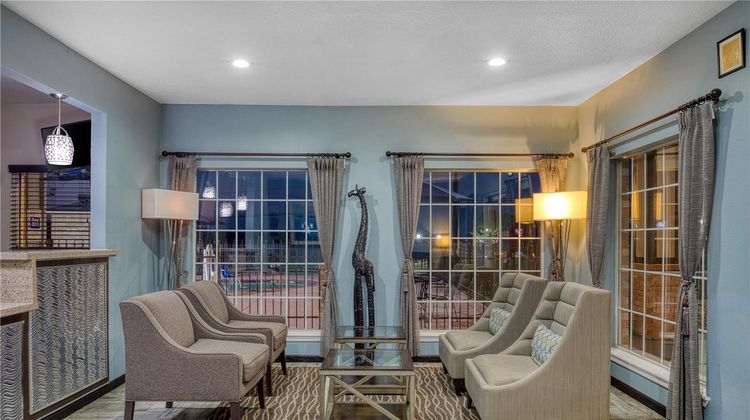 Best Western Lake Conroe Inn Lobby