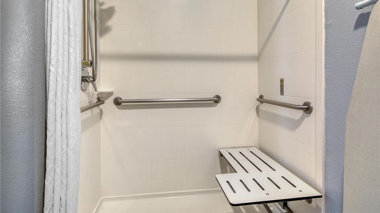 Best Western Lake Conroe Inn Room