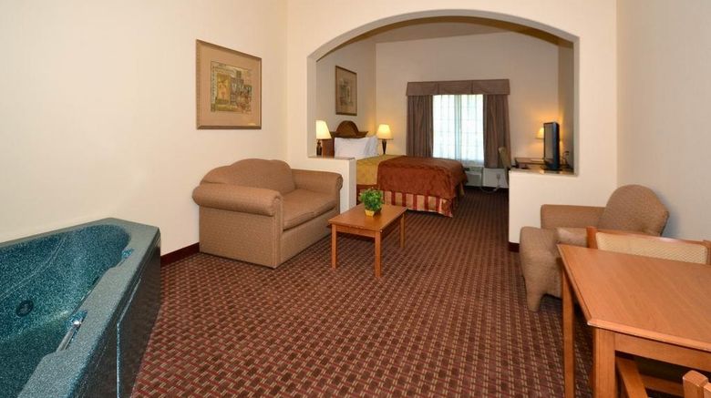 <b>Best Western Casa Villa Suites Suite</b>. Images powered by <a href="https://iceportal.shijigroup.com/" title="IcePortal" target="_blank">IcePortal</a>.