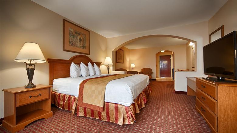 <b>Best Western Casa Villa Suites Suite</b>. Images powered by <a href="https://iceportal.shijigroup.com/" title="IcePortal" target="_blank">IcePortal</a>.