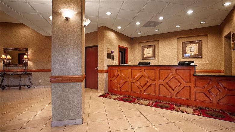 <b>Best Western Casa Villa Suites Lobby</b>. Images powered by <a href="https://iceportal.shijigroup.com/" title="IcePortal" target="_blank">IcePortal</a>.