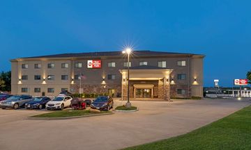 Best Western Plus Red River Inn