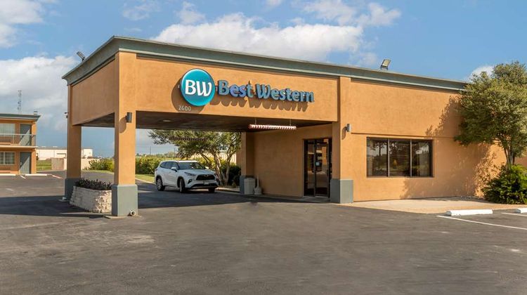 Best Western Taylor Inn Exterior