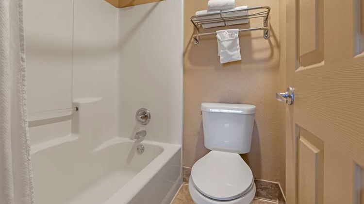 Best Western Taylor Inn Room