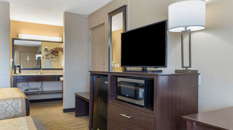 <b>Best Western Taylor Inn Room</b>. Images powered by <a href="https://iceportal.shijigroup.com/" title="IcePortal" target="_blank">IcePortal</a>.
