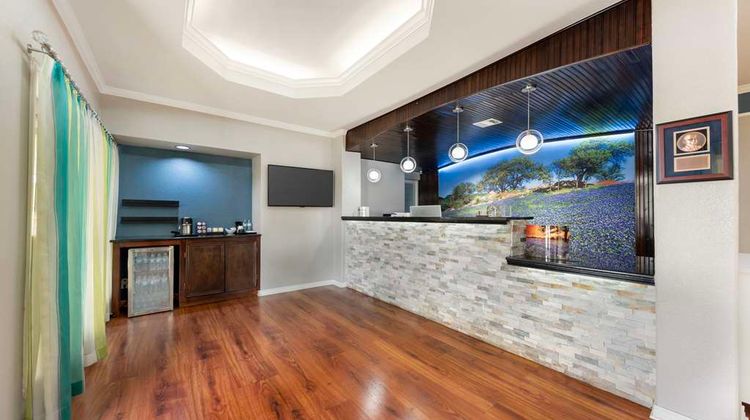 Best Western Post Oak Inn Lobby