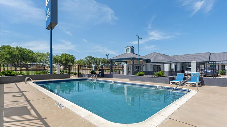 Best Western Regency Inn & Suites Pool