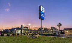 Best Western Regency Inn & Suites