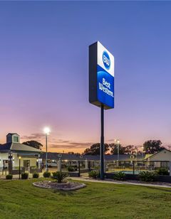 Best Western Regency Inn & Suites