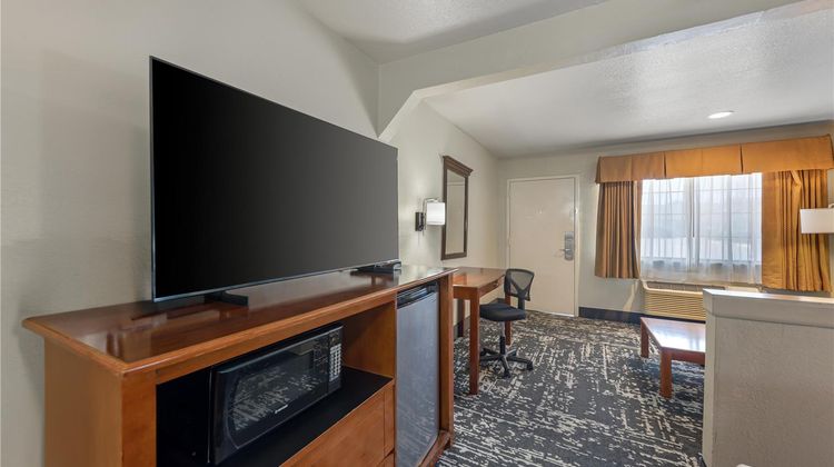 Best Western Regency Inn & Suites Suite