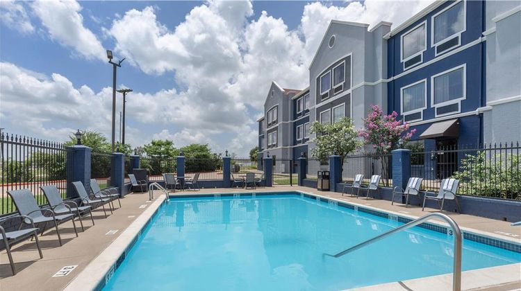 Best Western Executive Inn Pool