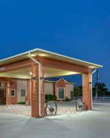 Best Western Windwood Inn & Suites