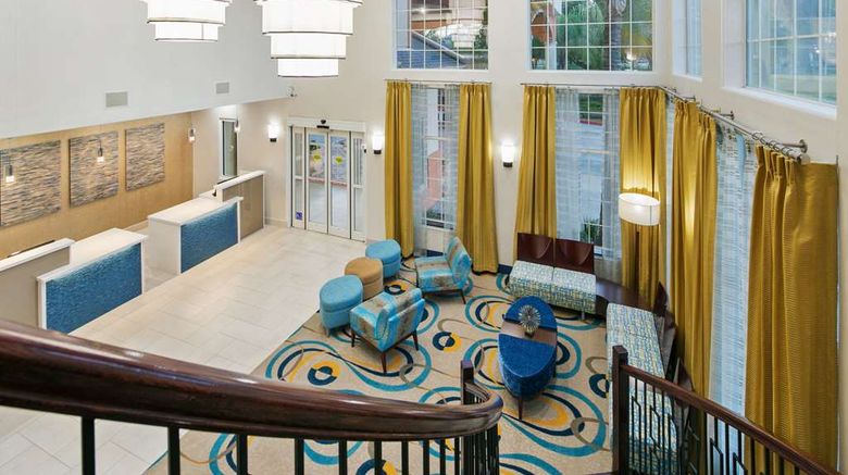 <b>Best Western Plus Atascocita Inn & Stes Lobby</b>. Images powered by <a href="https://iceportal.shijigroup.com/" title="IcePortal" target="_blank">IcePortal</a>.