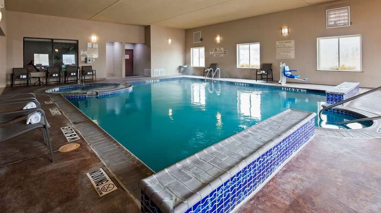 <b>Best Western Granbury Inn & Suites Pool</b>. Images powered by <a href="https://iceportal.shijigroup.com/" title="IcePortal" target="_blank">IcePortal</a>.
