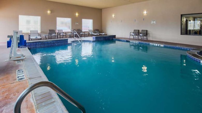 <b>Best Western Granbury Inn & Suites Pool</b>. Images powered by <a href="https://iceportal.shijigroup.com/" title="IcePortal" target="_blank">IcePortal</a>.