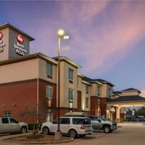 Best Western Plus Lake Dallas Inn & Stes
