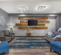 Best Western Plus Lake Dallas Inn & Stes Lobby