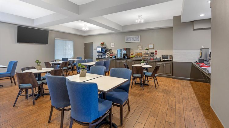 Best Western Plus Lake Dallas Inn & Stes Restaurant