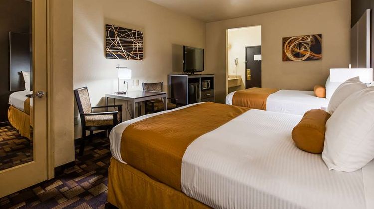 Best Western Windsor Pointe Room