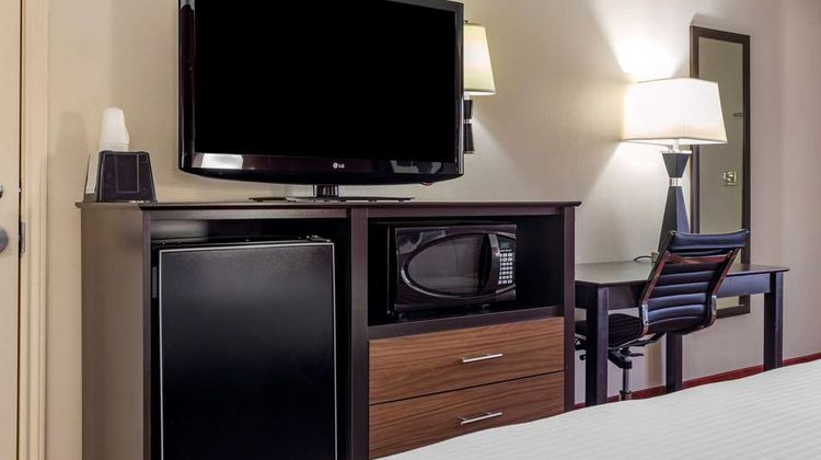 Best Western Lindale Inn Room