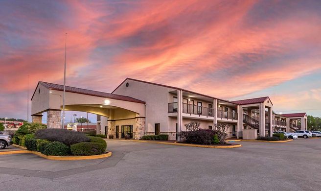 Best Western Lindale Inn Exterior