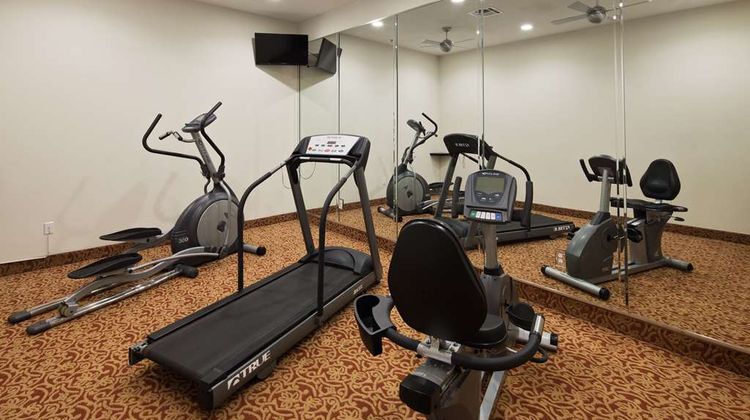 Best Western Cleveland Inn & Suites Health