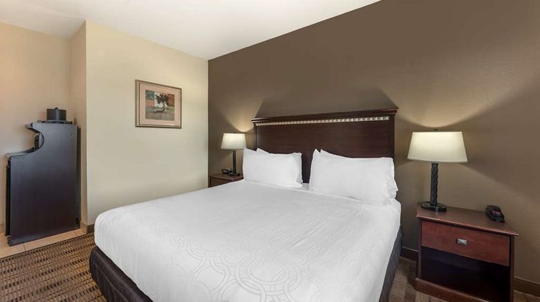 <b>Best Western La Grange Inn & Suites Room</b>. Images powered by <a href="https://iceportal.shijigroup.com/" title="IcePortal" target="_blank">IcePortal</a>.