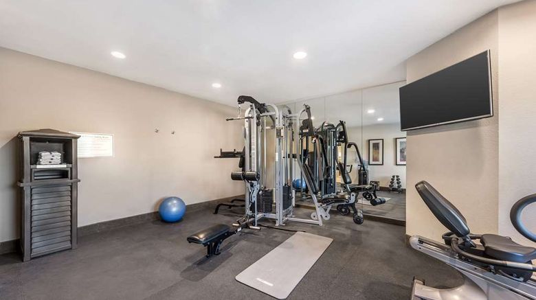 <b>Best Western La Grange Inn & Suites Health</b>. Images powered by <a href="https://iceportal.shijigroup.com/" title="IcePortal" target="_blank">IcePortal</a>.