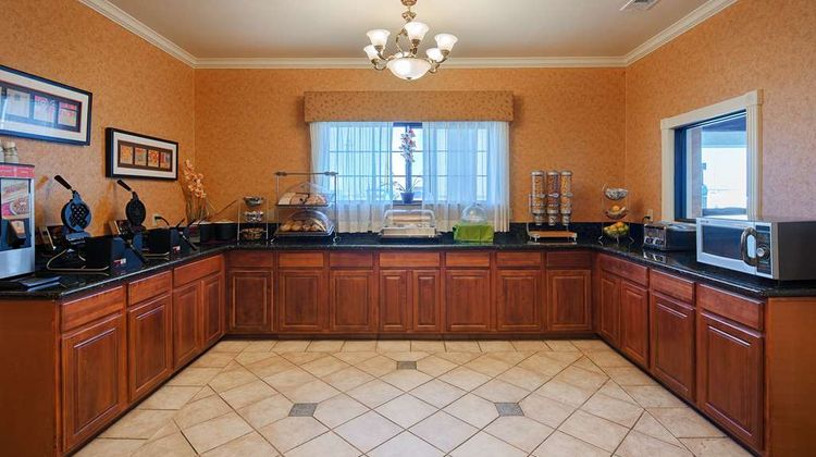 Best Western Henrietta Inn & Suites Restaurant
