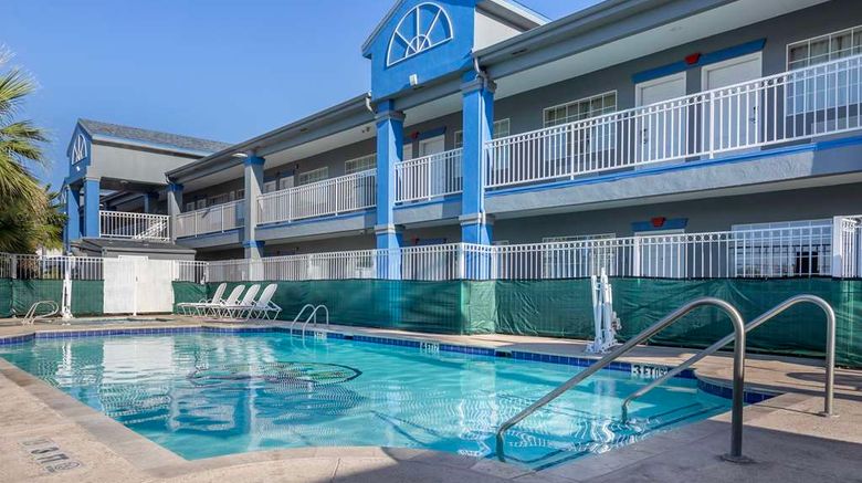 <b>Best Western Anthony/West El Paso Pool</b>. Images powered by <a href="https://iceportal.shijigroup.com/" title="IcePortal" target="_blank">IcePortal</a>.