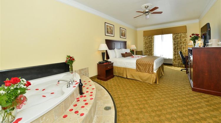 Best Western Lone Star Inn Room