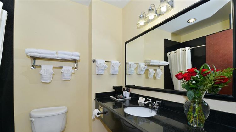 Best Western Lone Star Inn Room
