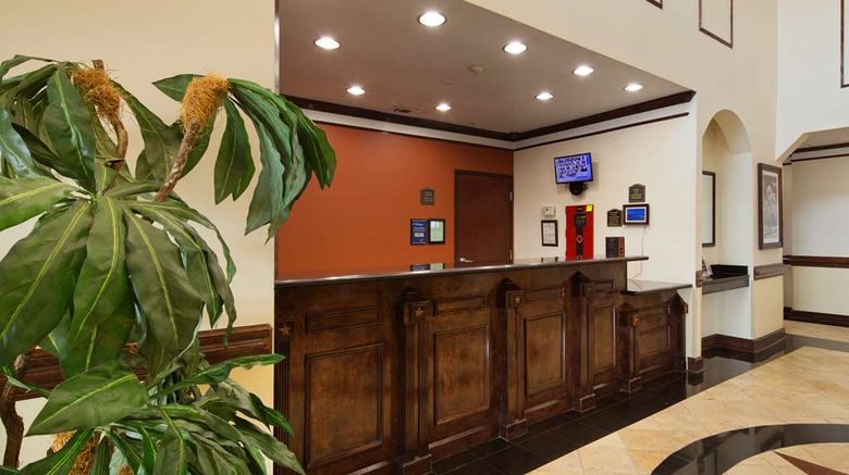 <b>Best Western Lone Star Inn Lobby</b>. Images powered by <a href="https://iceportal.shijigroup.com/" title="IcePortal" target="_blank">IcePortal</a>.