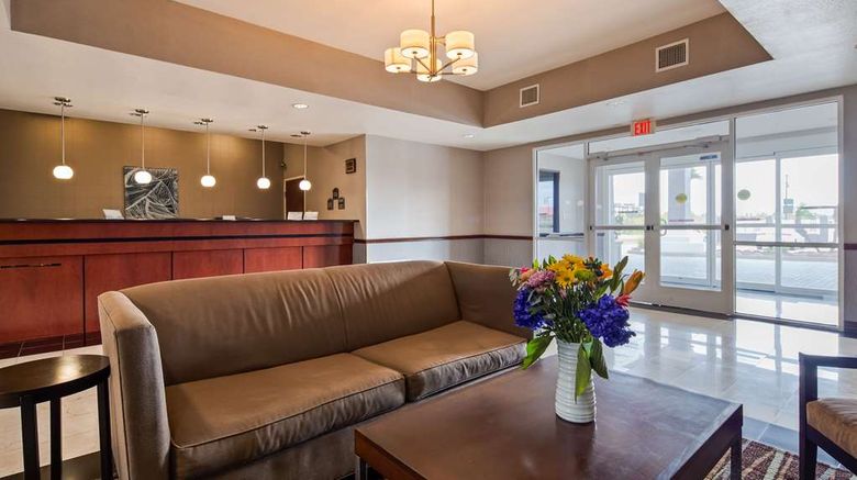 <b>Best Western Refugio Inn Lobby</b>. Images powered by <a href="https://iceportal.shijigroup.com/" title="IcePortal" target="_blank">IcePortal</a>.