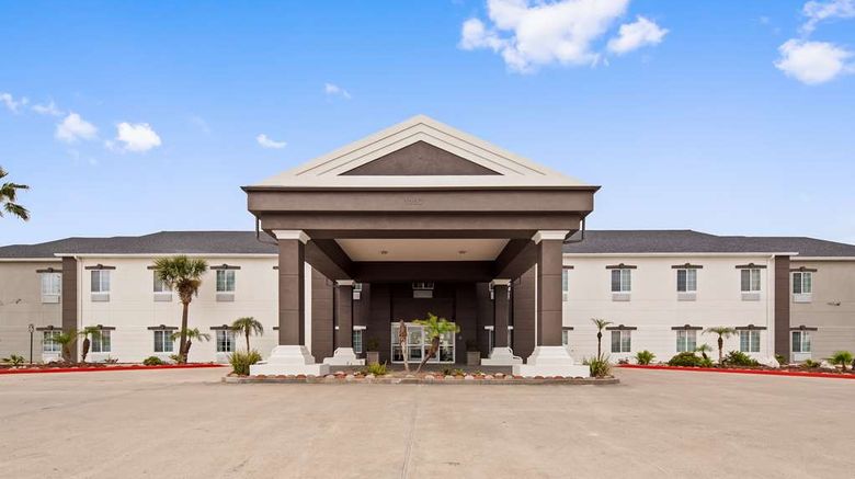 <b>Best Western Refugio Inn Exterior</b>. Images powered by <a href="https://iceportal.shijigroup.com/" title="IcePortal" target="_blank">IcePortal</a>.